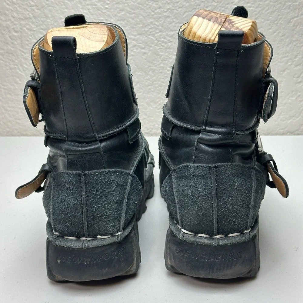 Used  Black Leather Skull & Bones‎ Goth Biker Boots 1809-255 Size 7.5/Men's 9/WM